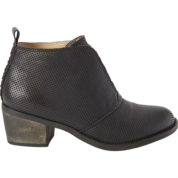 billa bong boots