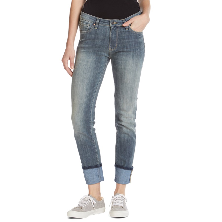 narrow jeans for ladies