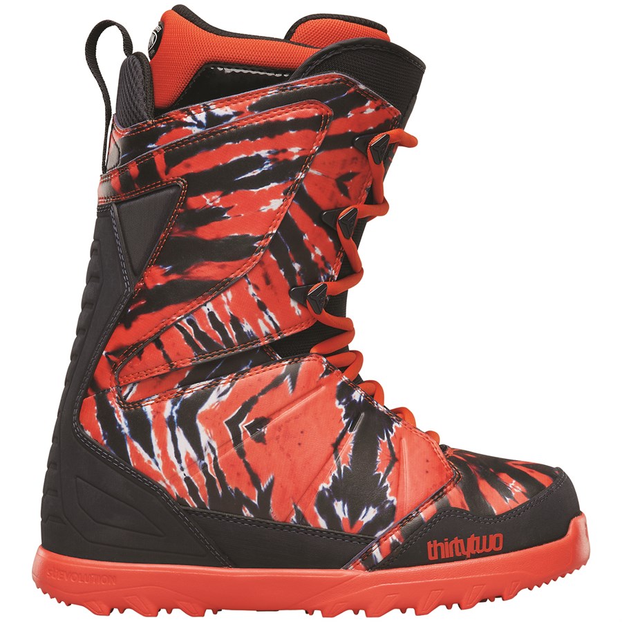 thirty two lashed snowboard boots