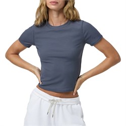 Vuori Pose Fitted T-Shirt - Women's