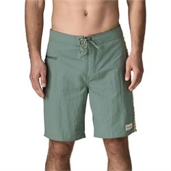 Patagonia Wavefarer 19