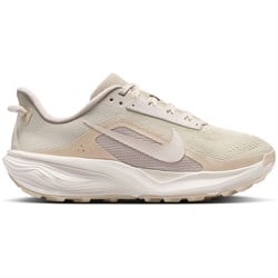 Nike ACG Pegasus Shoes - Women's