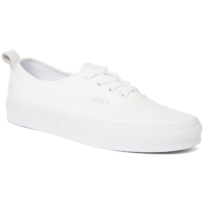 pt white shoes