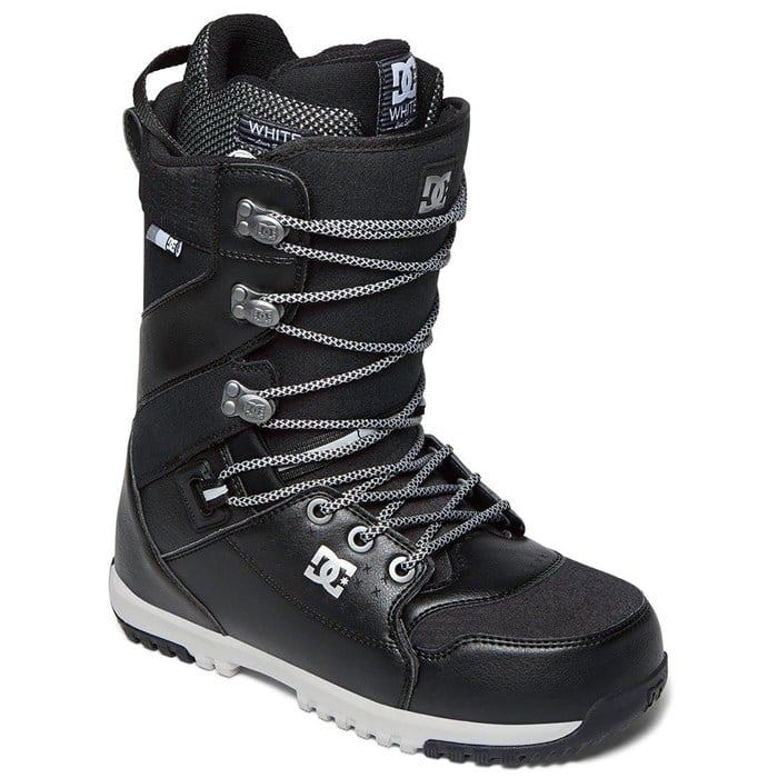 dc mutiny snowboard boots review