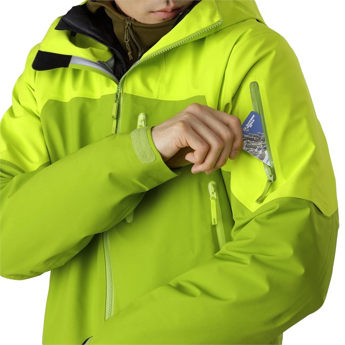 Arc'teryx Sabre LT Jacket | evo