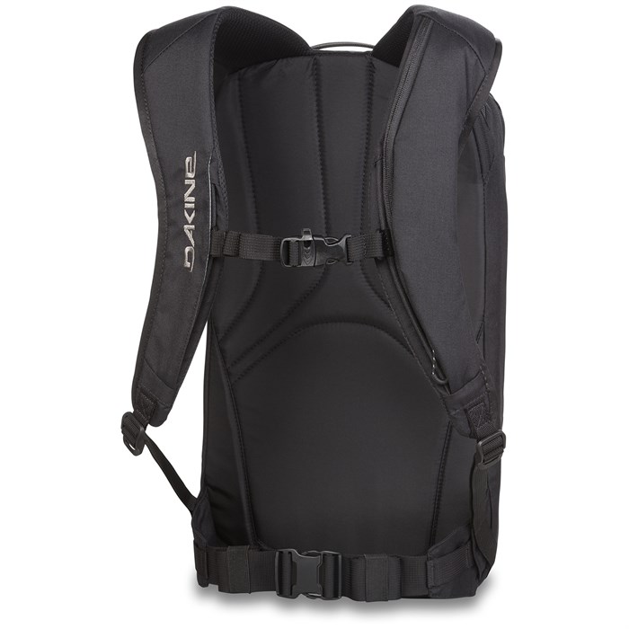 poacher 14l backpack