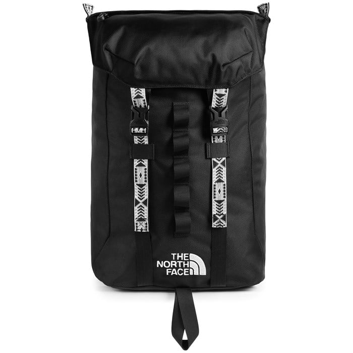 The North Face Lineage Ruck 23L Backpack | evo Canada