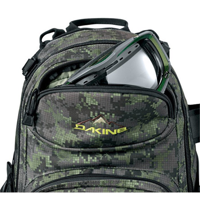 dakine-heli-pro-20l-pack-.jpg