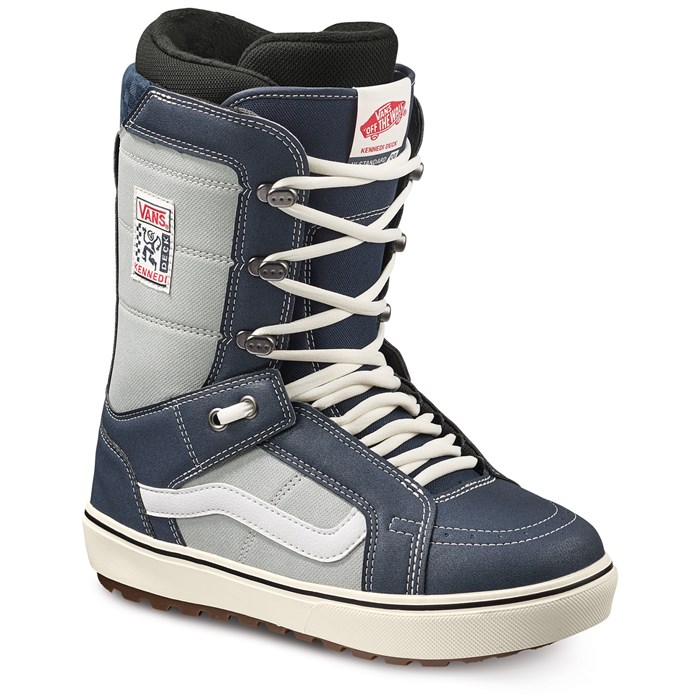 vans old skool snowboard boots