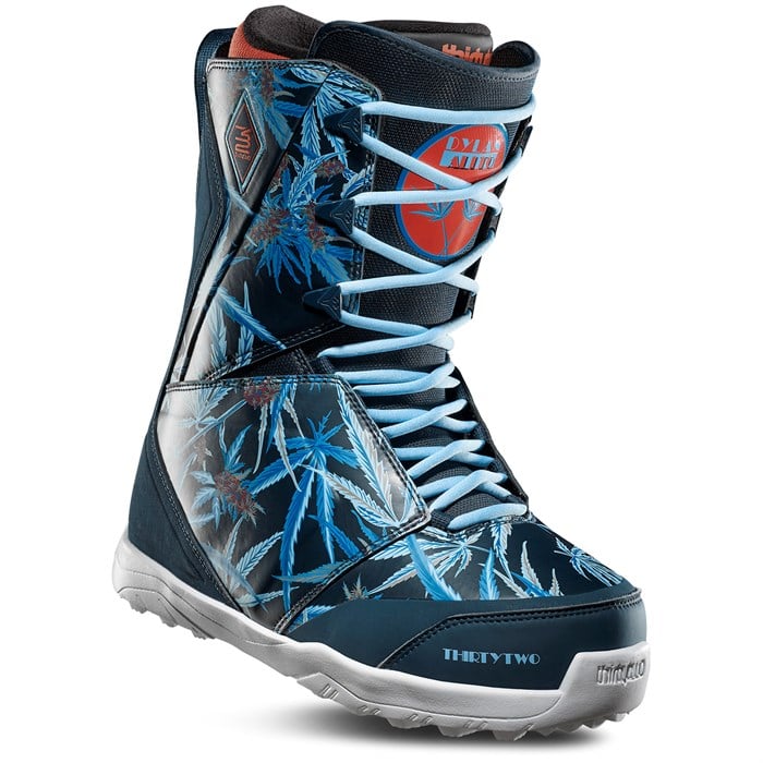 thirtytwo Lashed Alito Snowboard Boots 2019 | evo