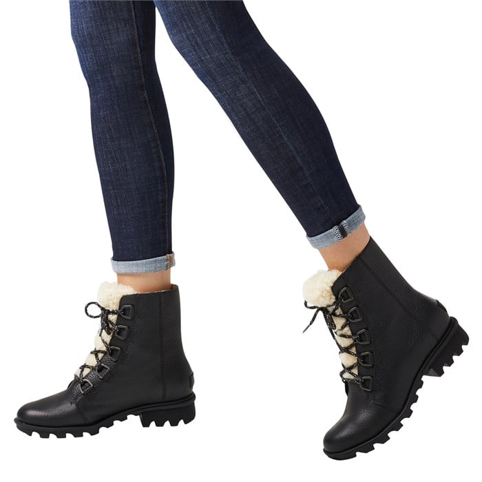 women's sorel phoenix boots