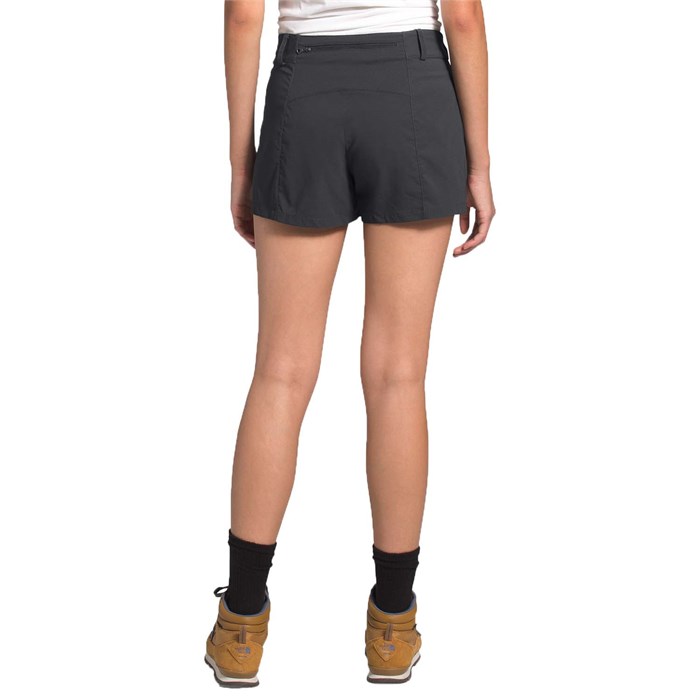 north face active shorts