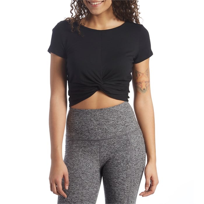 Beyond Yoga - Don't Get It Twisted Reversible Cropped T-Shirt - Women's
