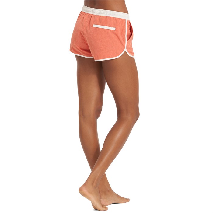 Vuori Tavi Shorts - Women's | evo