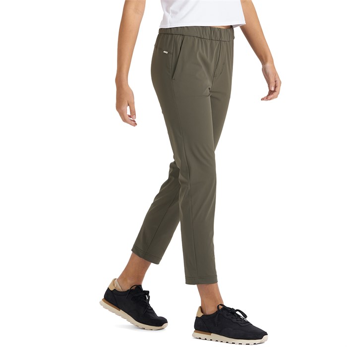 vuori wayfarer pant clay