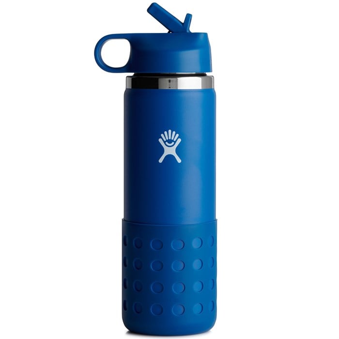 https://images.evo.com/imgp/700/188997/900590/hydro-flask-20oz-wide-mouth-water-bottle-little-kids-.jpg