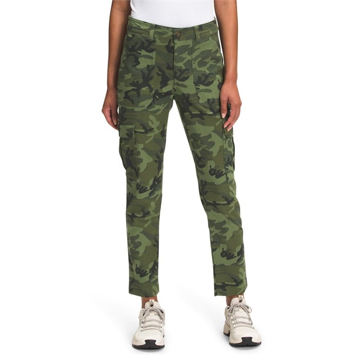 The North Face - Printed Heritage Cargo Pants - Women's
