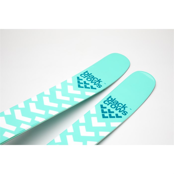 ブラック・クロウズ｜Black Crows Atris Birdie Black Crows Atris Birdie Skis - Women's 2026 | evo