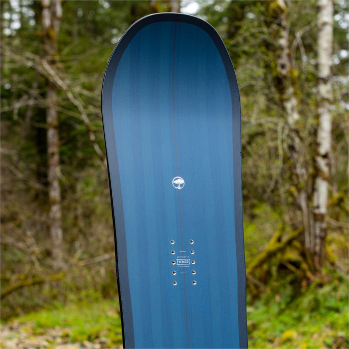 Arbor Foundation Snowboard 2024 | evo