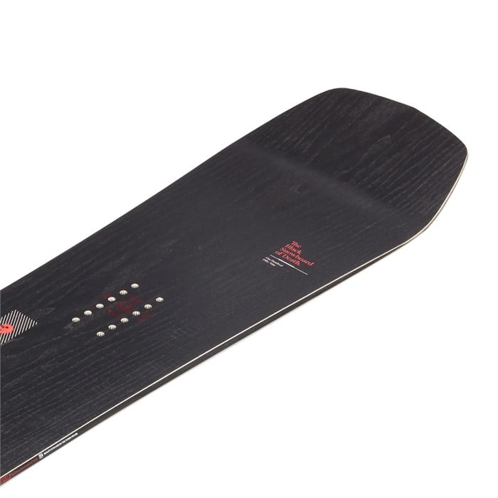 capita-the-black-snowboard-of-