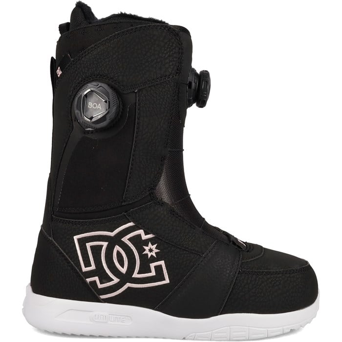 dc-lotus-snowboard-boots-women