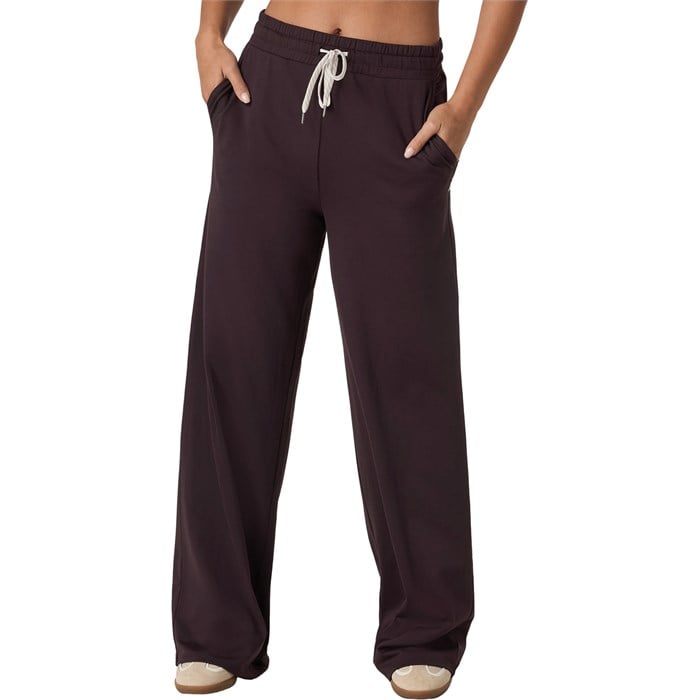 Vuori - Vuori Halo Essential Wideleg Pants - Women's