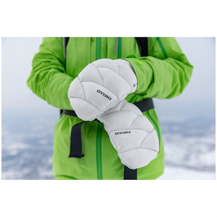 Oyuki Ezo GORE-TEX Mittens - Women's | evo
