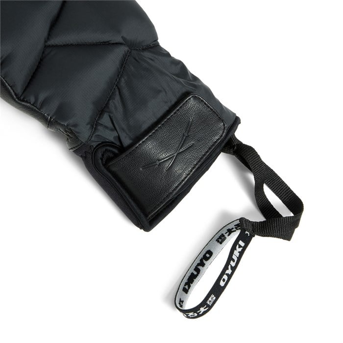 Oyuki Ezo GORE-TEX Mittens - Women's | evo