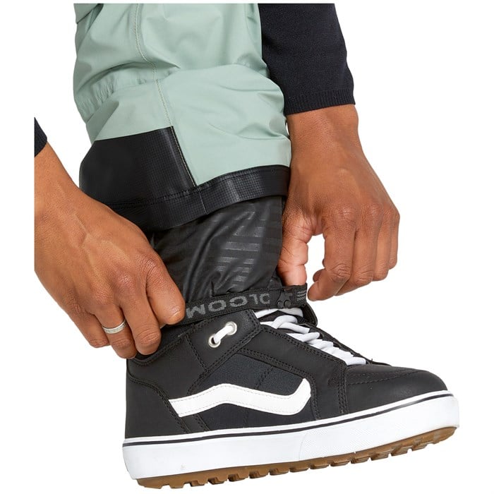 VOLCOM GUCH STRCH GORE-TEX PANTS ホワイト系 Volcom Range Stretch GORE-TEX Pants - Men's | evo