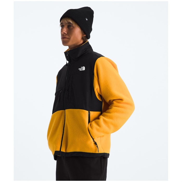 the-north-face-retro-denali-