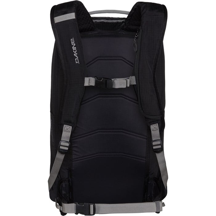 dakine-mission-pro-18l-