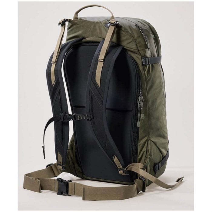Arc'teryx Quintic 28L Backpack | evo