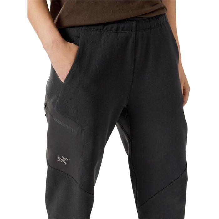 (取寄) アークテリクス レディース ジョガーズ Arc'teryx women Aestas Joggers Azalea/Black Arc'teryx Aestas Joggers - Women's | evo