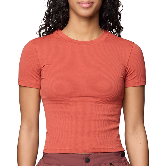 Mountain Hardwear - Mountain Hardwear Peak Knit™ Short Sleeve Shirt - Women's
