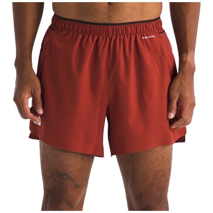 The North Face - The North Face Summit Series Pacesetter 5" Short Shorts - Men's