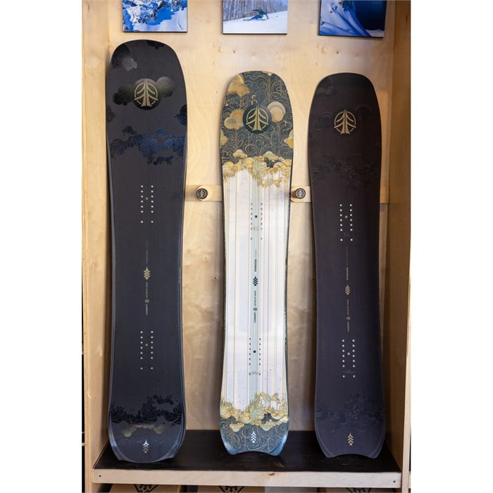 Cardiff Powgoda Enduro Snowboard 2026 | evo