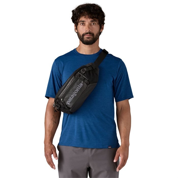 Patagonia Black Hole 5L Waist Pack | evo Canada