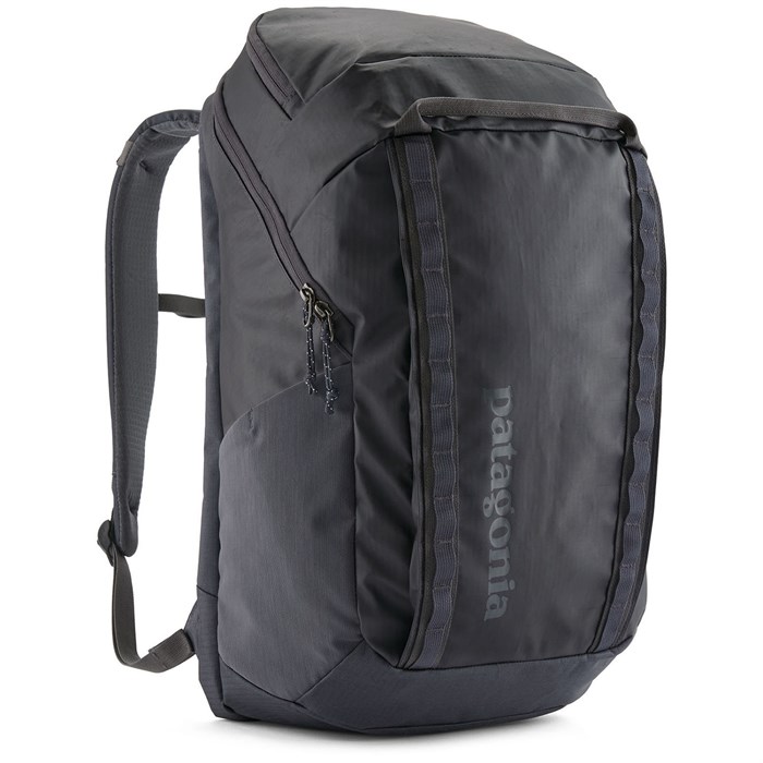 patagonia-black-hole-32l-pack-.jpg