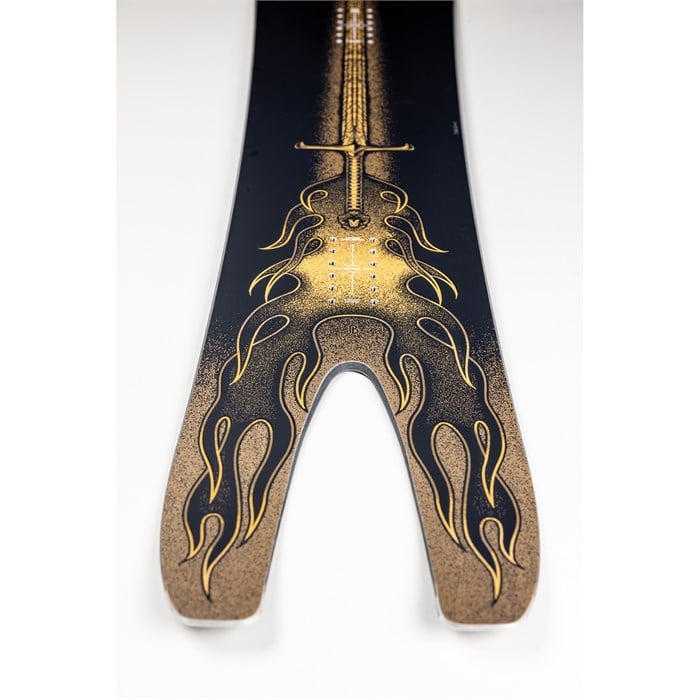 Nitro Stiletto RS x Drew Hicken Snowboard 2026 | evo