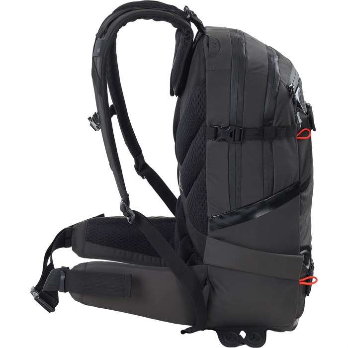 Nitro Slash Pro 25L Pack | evo
