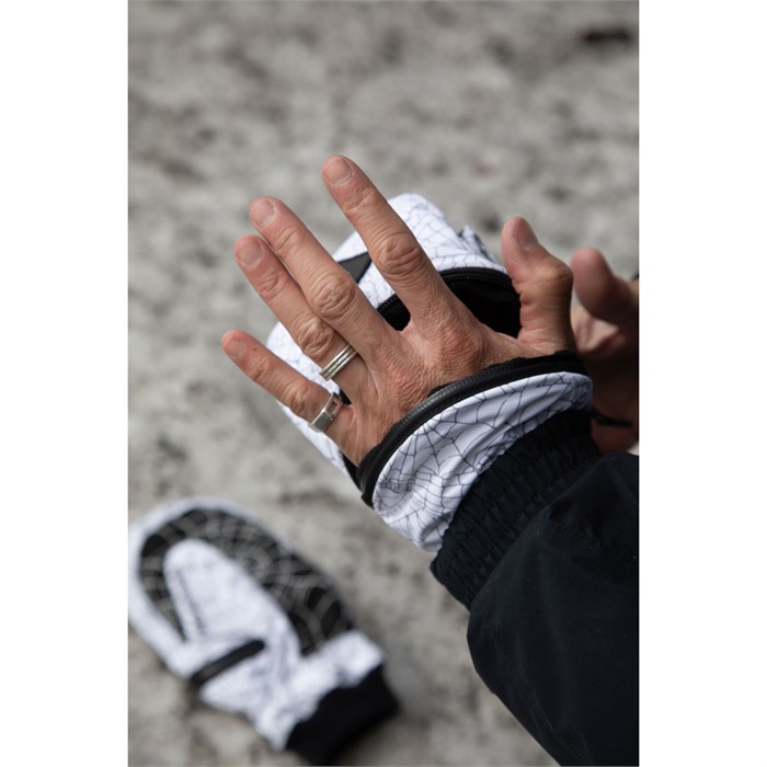 DEATHGRIP GLOVE CO. Ghoul Mittens | evo