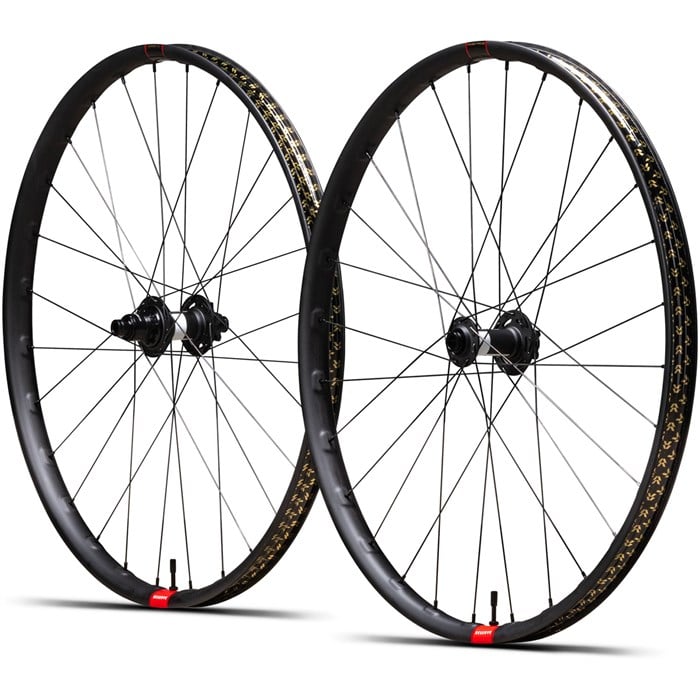Reserve - Reserve 30 HD Carbon with e*thirteen Sidekick Limited Wheelset - MX