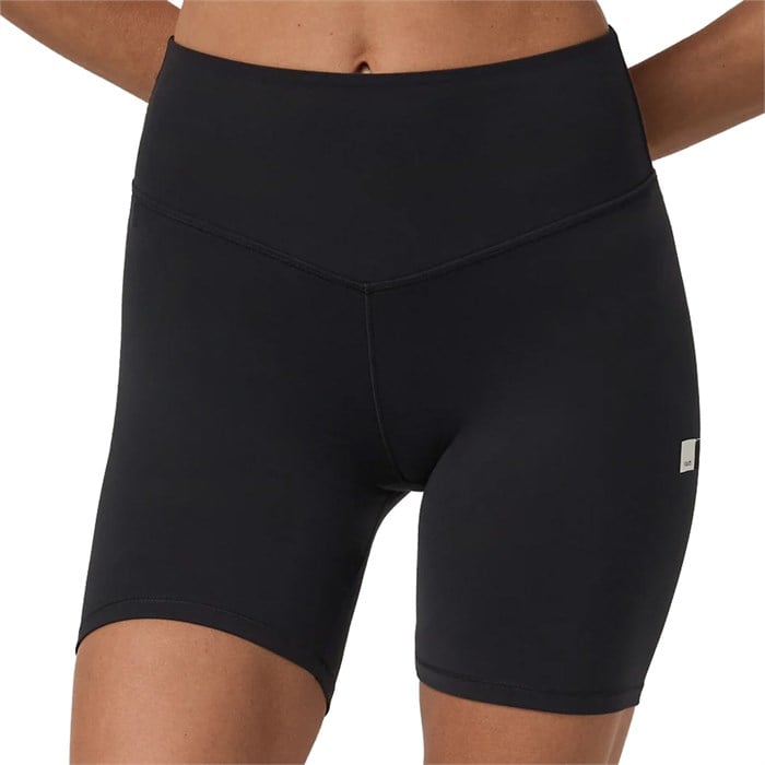 Vuori - Vuori AllTheForm Pocket 6" Shorts - Women's