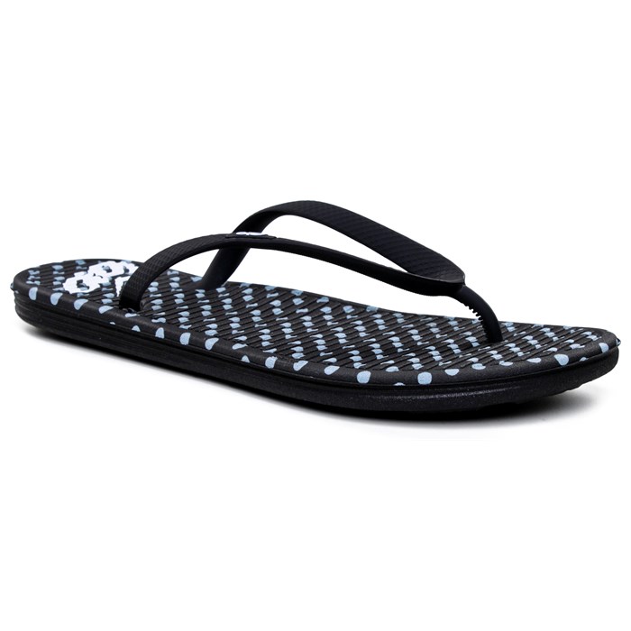 nike outdoor sandals