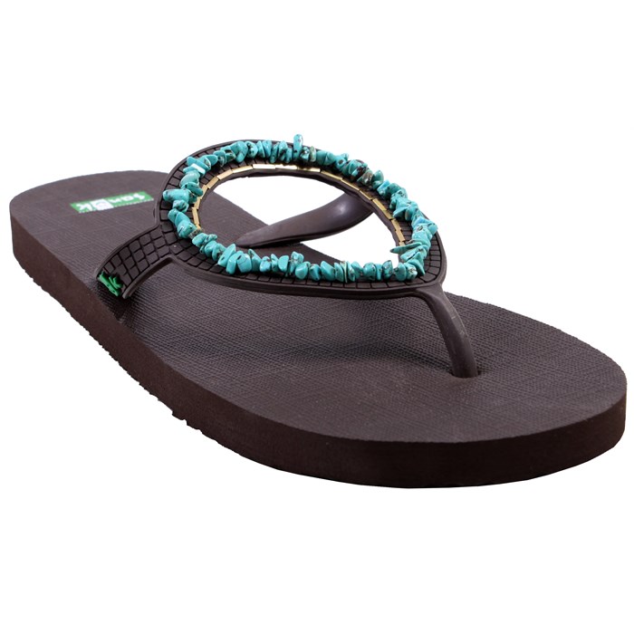 sanuk sandals