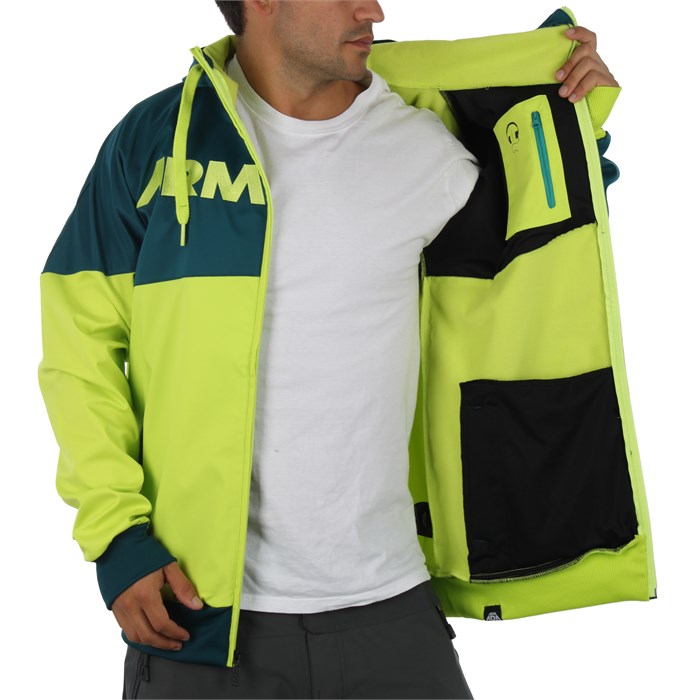 Armada Angular Softshell 2L Jacket | evo