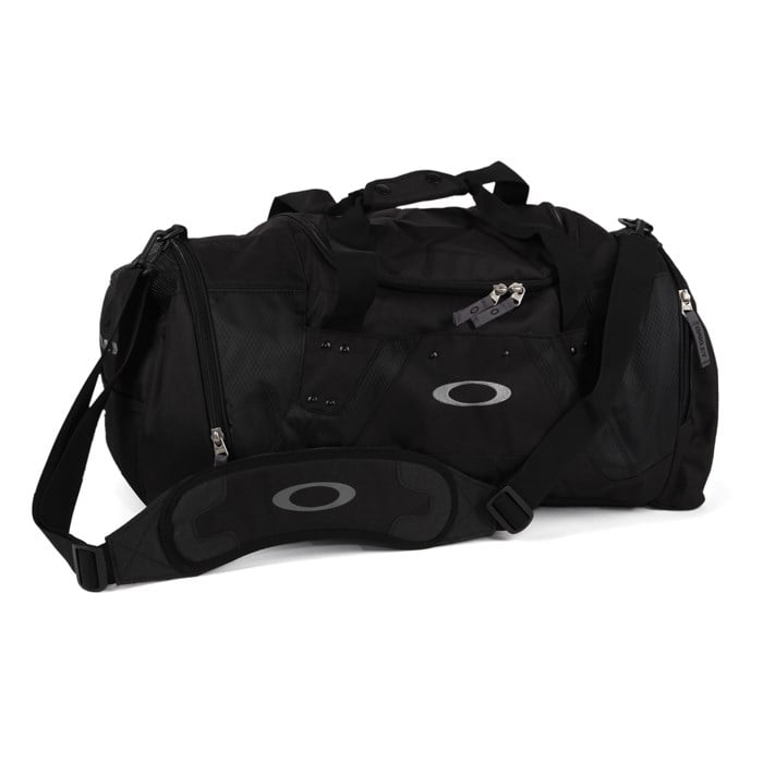 Oakley Large Carry Duffel Bag | evo