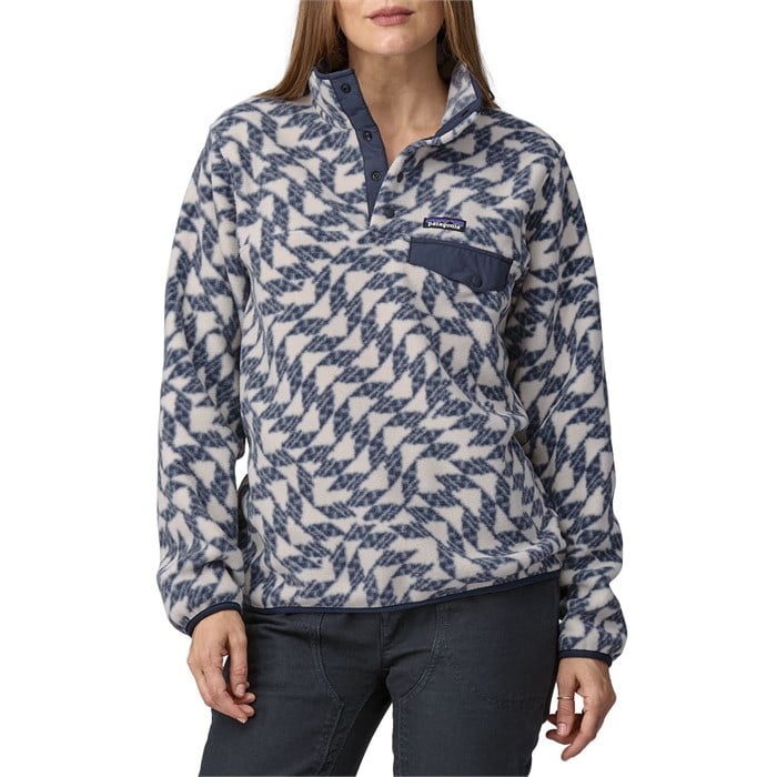 Patagonia - Lightweight Synchilla Snap-T Pullover Fleece - Women's