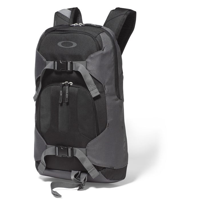 Oakley Snowmad Day Pack Backpack | evo