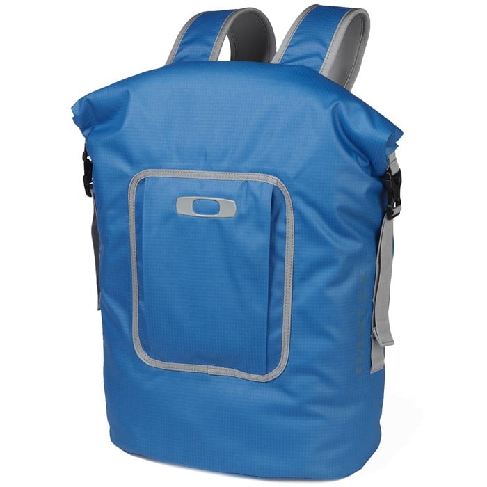 oakley two faced dry pack